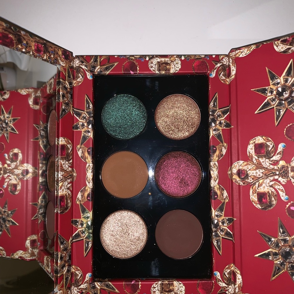 Pat Mcgrath mthrshp LE holiday 2018 palette